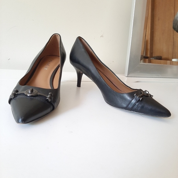 Coach Laurie Kitten Heel 👠 Shoes. Size: 7.5 - Picture 4 of 13